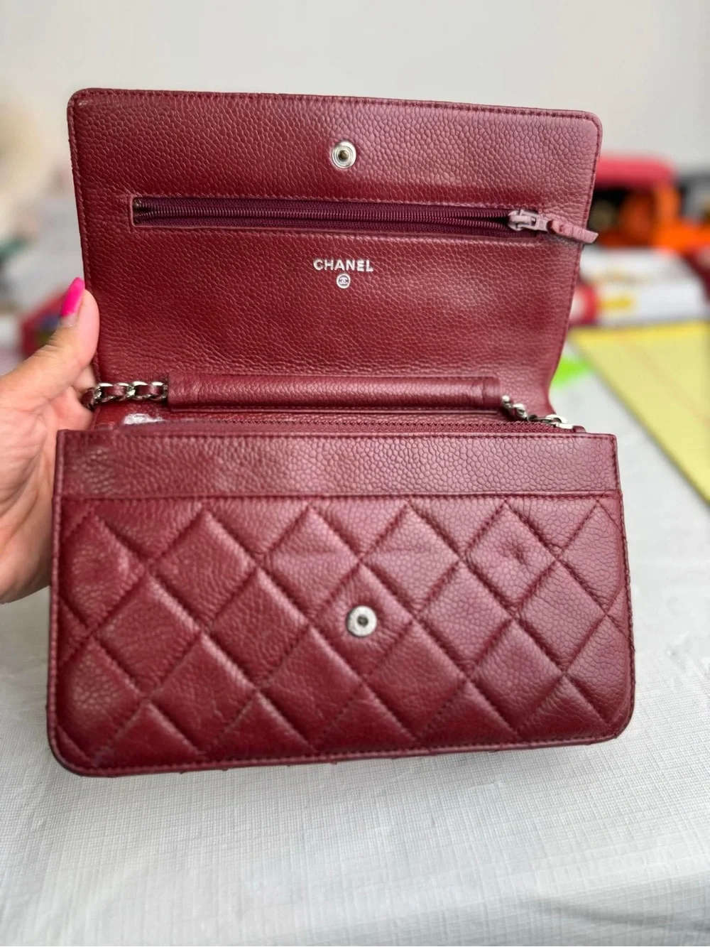 CHANEL Quilted Chain Crossbody Bag - Burgundy 100% authentic